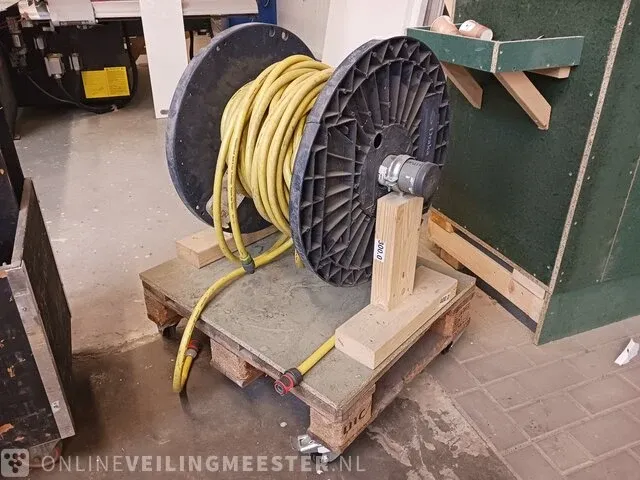 Waterslanghaspel op onderstel - afbeelding 1 van  5