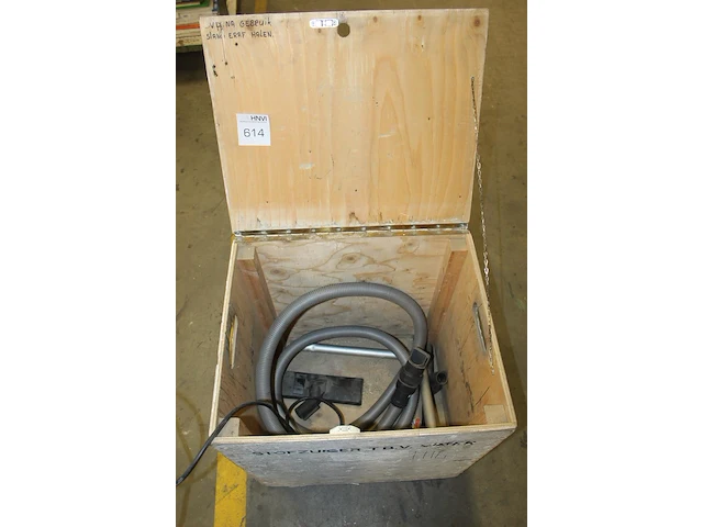 Waterstofzuiger aquavac synchro 1400 w in houten kist. - afbeelding 3 van  3