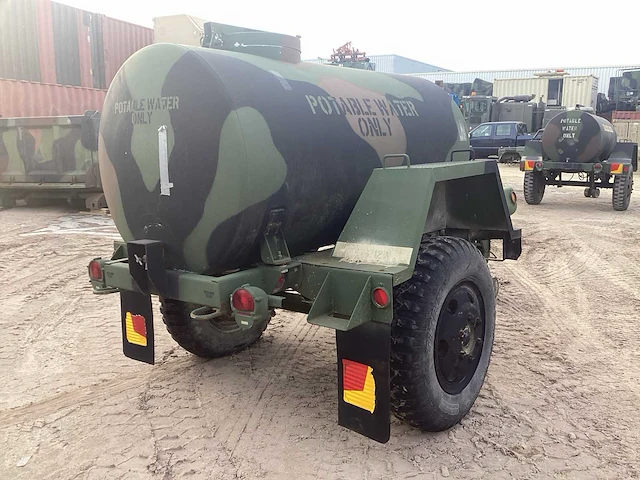Watertank aanhangwagen - afbeelding 3 van  5