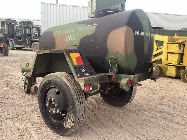Watertank aanhangwagen - afbeelding 4 van  6