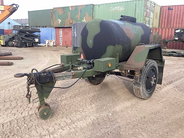 Watertank aanhangwagen - afbeelding 1 van  5