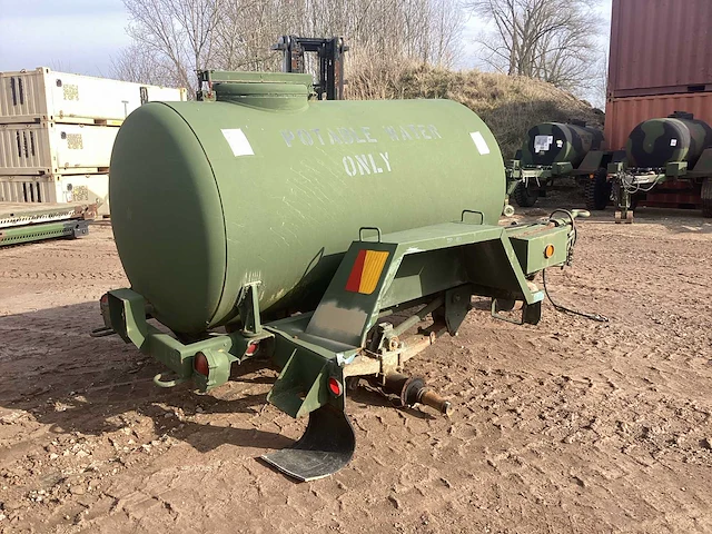 Watertank aanhangwagen - afbeelding 3 van  5