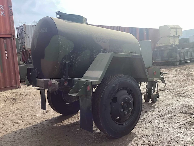 Watertank aanhangwagen - afbeelding 3 van  5