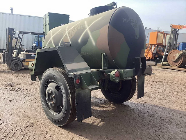Watertank aanhangwagen - afbeelding 4 van  5