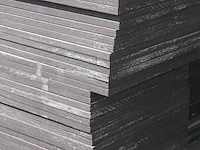 Watervaste platen 18 mm 125 x 50 cm op drie pallets. - afbeelding 2 van  2
