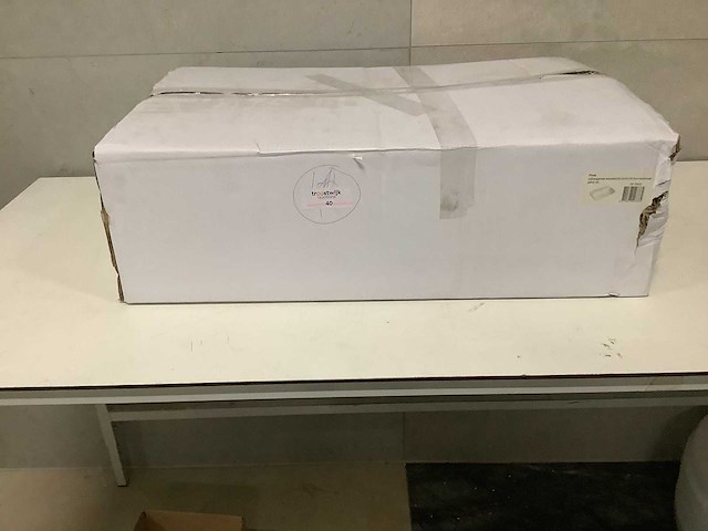 Wb - 39.3402 - vrijhangende wastafel - afbeelding 2 van  3