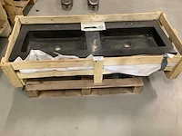 Wb - 39.3768 - meubel wastafel hardsteen met 2 kraangaten. - afbeelding 2 van  6