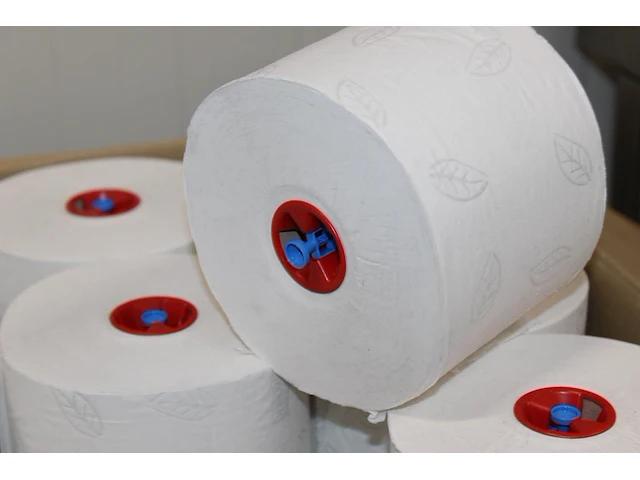 Wc rollen tork t6. 27 stuks. - afbeelding 2 van  2