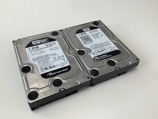 Wd black 1.0tb sata interne hardeschijf (2x) - afbeelding 1 van  4