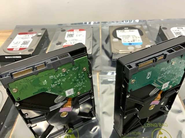 Wd hdd 3,5” sata 3 tb (10x) - afbeelding 2 van  3