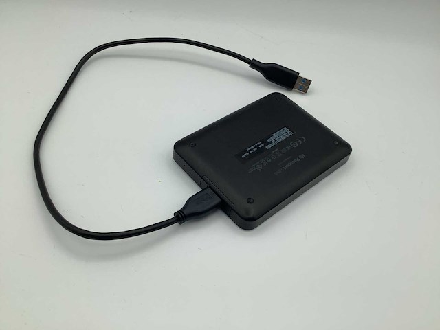 Wd my passport ultra externe harde schijf - afbeelding 2 van  4
