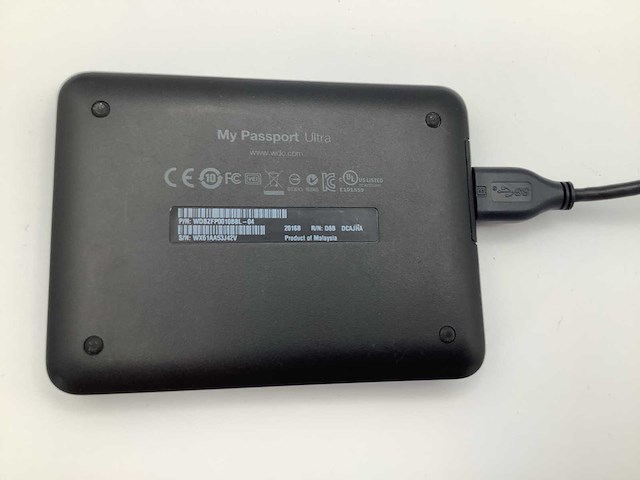Wd my passport ultra externe harde schijf - afbeelding 3 van  4