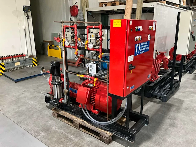 We hc 65-250 sprinklerpomp - afbeelding 1 van  13