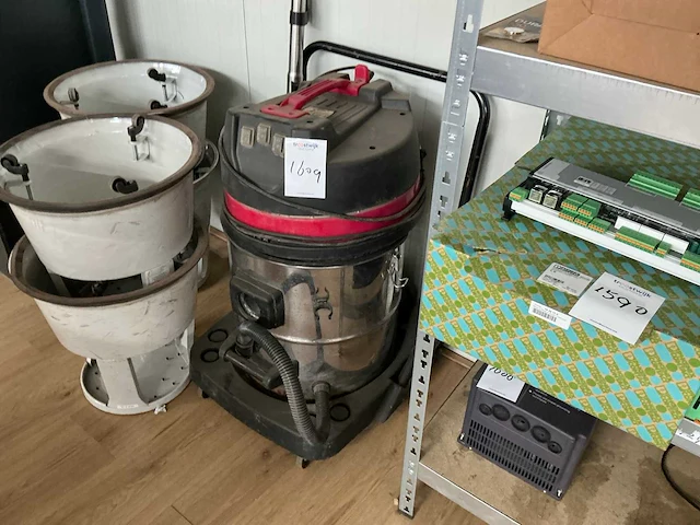 We60l industriële stofzuiger - afbeelding 1 van  6