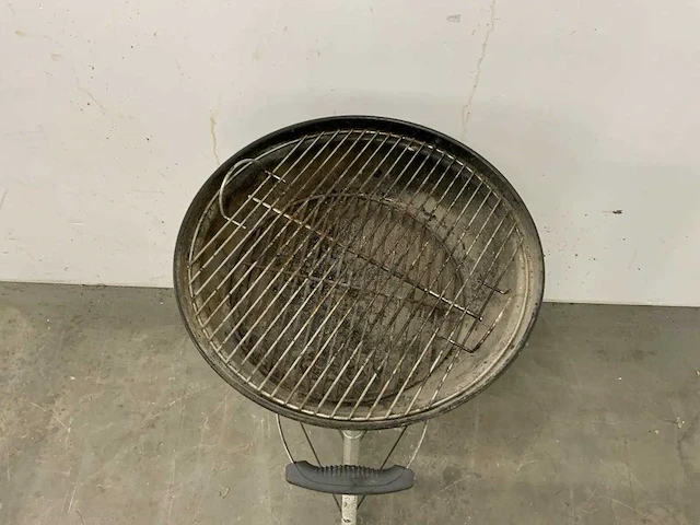 Weber - compact kettle 47 cm - houtskoolbarbecue - afbeelding 4 van  6