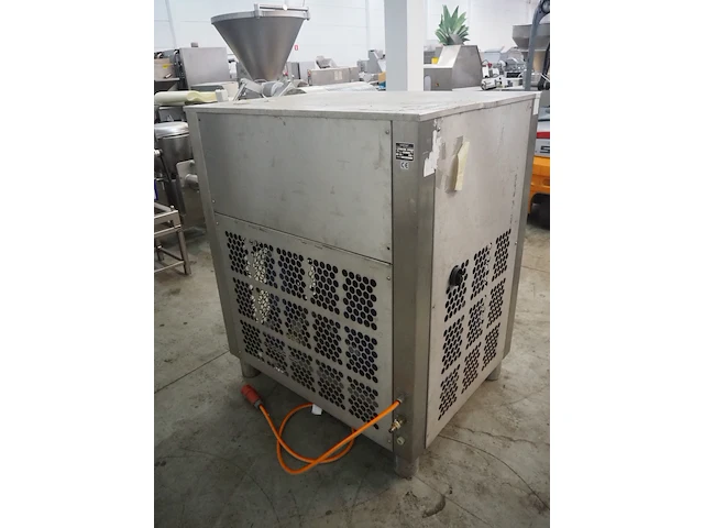 Weber gmbh - afbeelding 10 van  15
