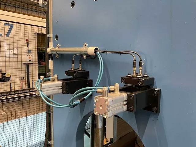 Weber hydraulische v-vormpers (c) - afbeelding 7 van  23