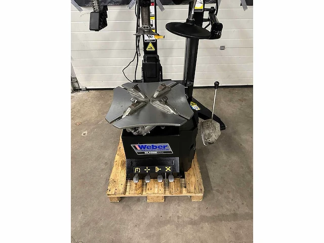 Weber tools - h2024 - tyre changing device - 2022 - afbeelding 6 van  10