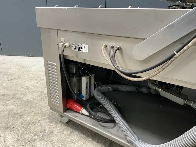 Webomatic system 4000 vacuüm zakken verpakkingsmachine - afbeelding 6 van  8