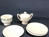 Wedgwood serviesdelen - afbeelding 2 van  5