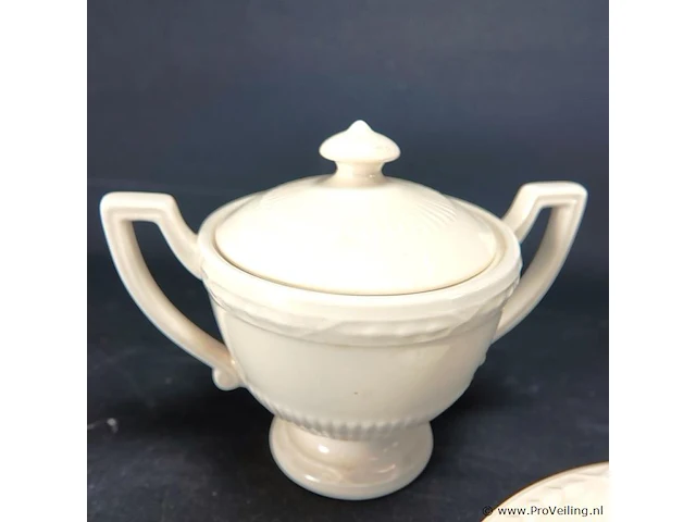 Wedgwood serviesdelen - afbeelding 3 van  5
