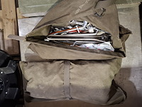 Weegschaal, gereedschap en steekwagen - afbeelding 10 van  10