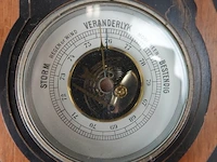 Weerstation in hout gevat - afbeelding 3 van  5