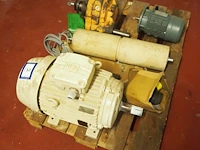 Weg / dutchi motors - afbeelding 1 van  8