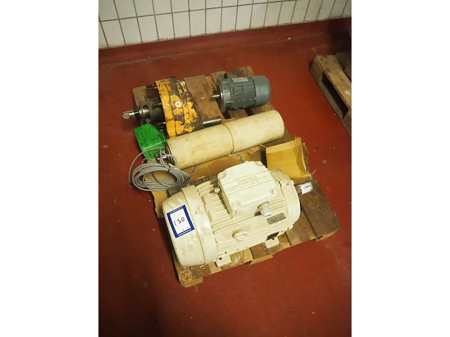 Weg / dutchi motors - afbeelding 2 van  8