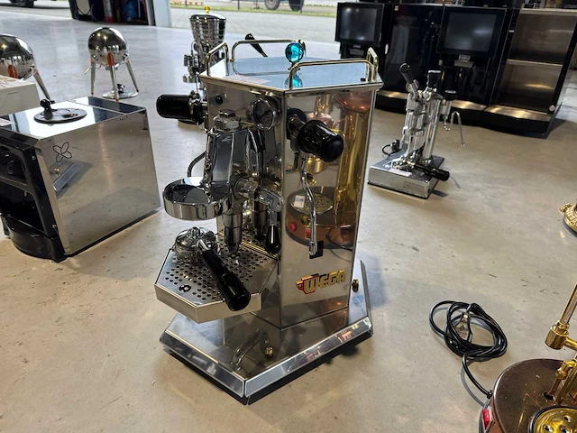 Wega - novecento - 1 group - espressomachine - afbeelding 1 van  8