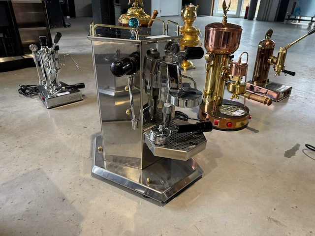 Wega - novecento - 1 group - espressomachine - afbeelding 2 van  8