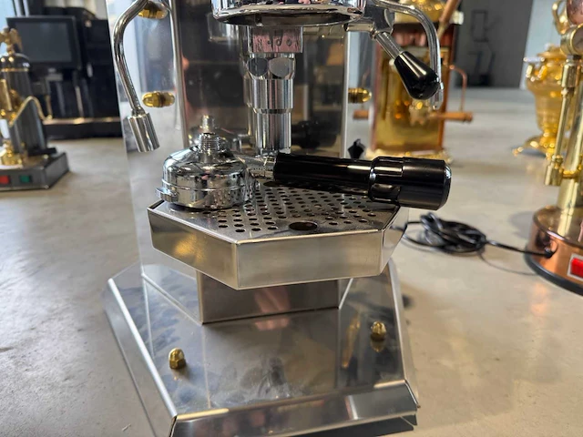 Wega - novecento - 1 group - espressomachine - afbeelding 6 van  8