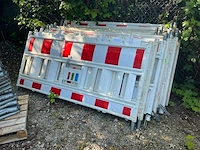 Wegafscheiding (16x) - afbeelding 1 van  4
