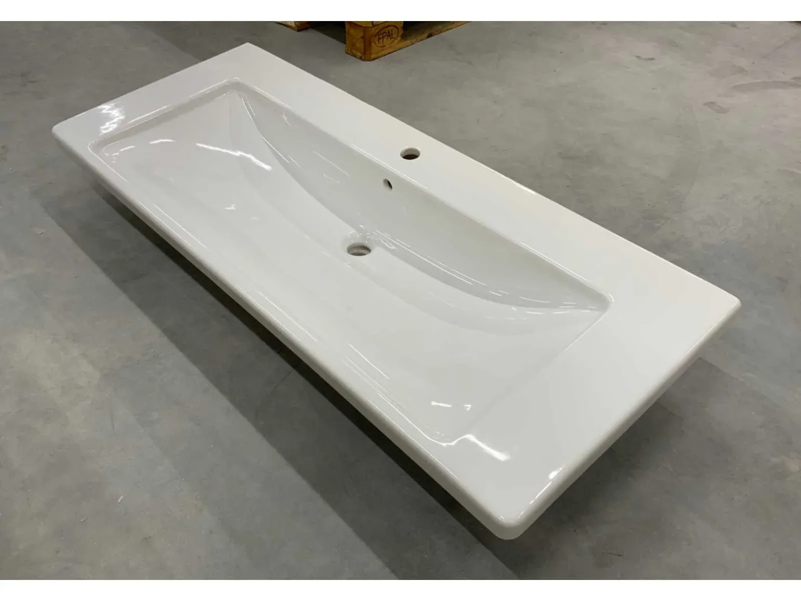 Wegens opruiming magazijn diverse sanitair en installatieproducten