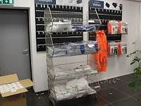 Wegwerpoveralls diverse uitvoeringen en merken, incl. draadmanden - afbeelding 1 van  4