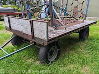 Weidesleep met landbouwwagen - afbeelding 6 van  23
