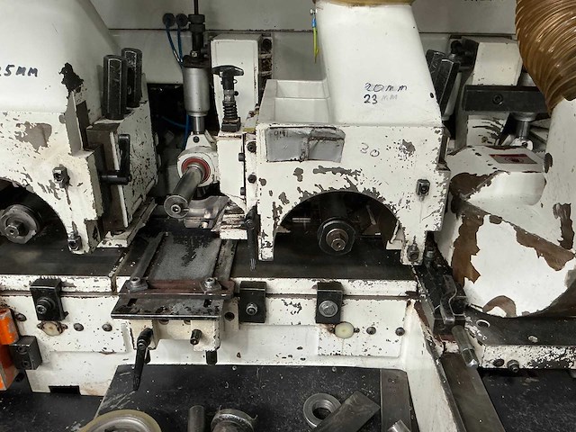 Weihai linares - concept dl3006 - vierzijdige profileer- en schaafmachine - afbeelding 17 van  17