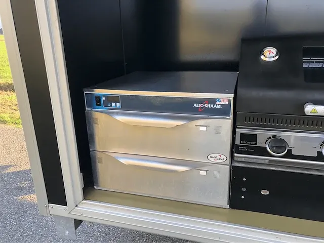 Weijer w2 barbecue foodtruck 2015 - afbeelding 4 van  33