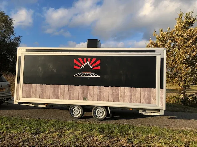 Weijer w2 barbecue foodtruck 2015 - afbeelding 28 van  33