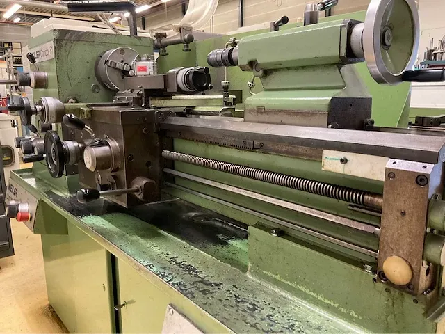 Weiler condor 81 universele draaibank - afbeelding 15 van  21