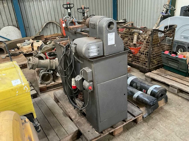 Weiler ld 220 w universele draaibank - afbeelding 7 van  13
