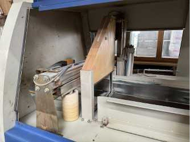 Weinig - 2004 - opticut s75-1 - afkortcirkelzaagmachine - afbeelding 8 van  18