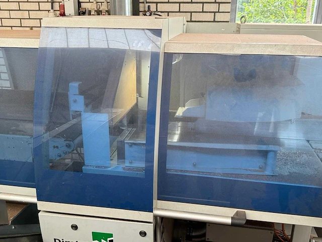 Weinig - 2009 - opticut s90 - afkortcirkelzaagmachine - afbeelding 10 van  15