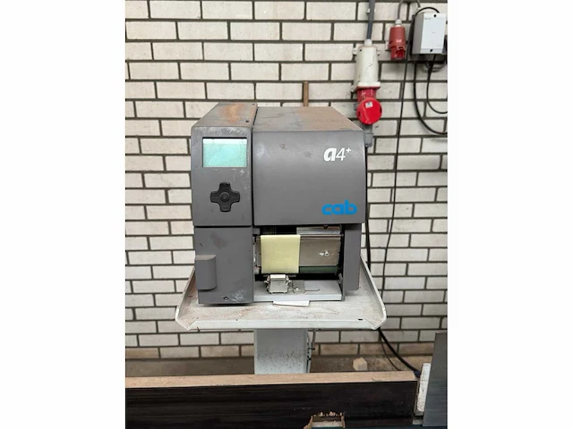 Weinig - 2009 - opticut s90 - afkortcirkelzaagmachine - afbeelding 11 van  15