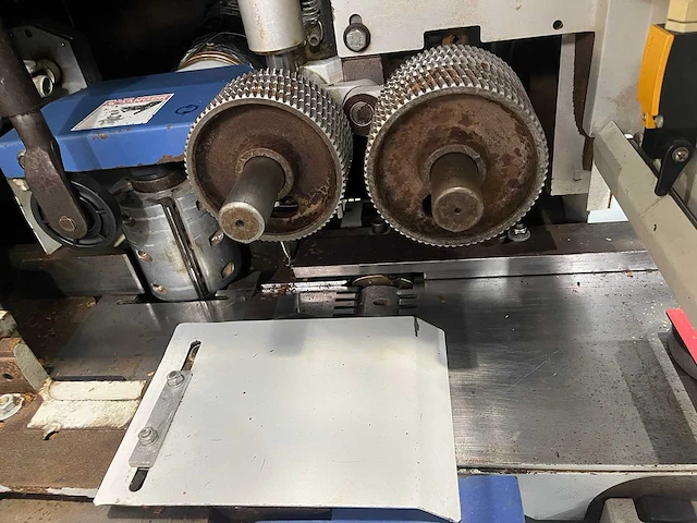 Weinig - 2009 - variomat - vierzijdige profileer- en schaafmachine - afbeelding 6 van  26