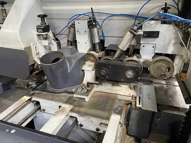 Weinig - profimat 26 s - vierzijdige profileer- en schaafmachine - 2000 - afbeelding 8 van  17
