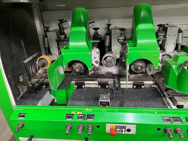 Weinig - profimat 26 super - vierzijdige profileer- en schaafmachine - 2002 - afbeelding 22 van  27