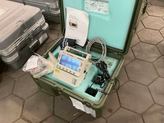 Welch allyn model 206el vital signs monitor - afbeelding 2 van  5