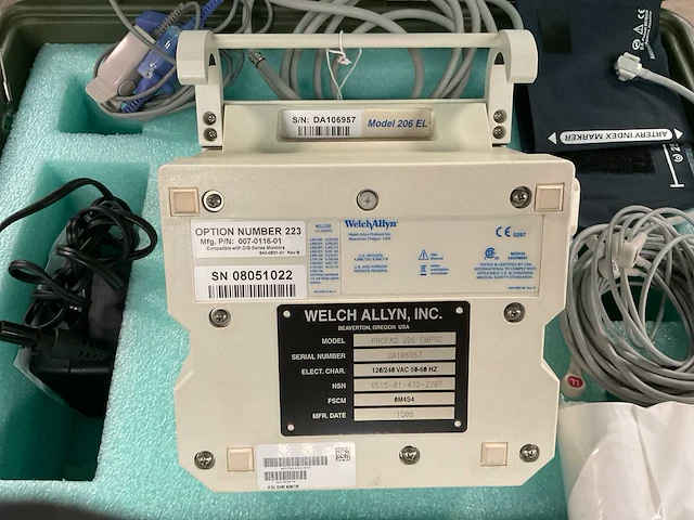 Welch allyn model 206el vital signs monitor - afbeelding 6 van  8