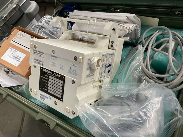 Welch allyn model 206el vital signs monitor - afbeelding 3 van  7